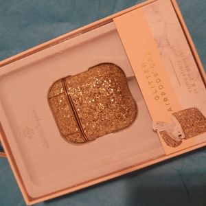 Nanette Lepore Glitter airpod case